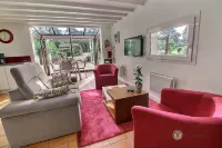At the Gite du Bois d'Amore in a Quiet Area 2.5km from the City - from the Sea