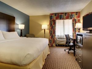 Holiday Inn Express Fort Campbell-Oak Grove