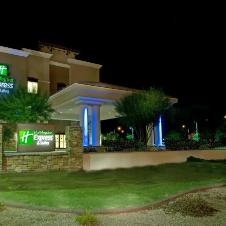 Holiday Inn Express & Suites PHOENIX - GLENDALE SPORTS DIST by IHG