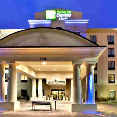 Holiday Inn Express & Suites Knoxville West - Oak Ridge Hotel Exterior
