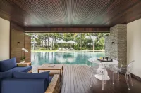 Como Uma Canggu Hotels near Angelina's Bar and Resto