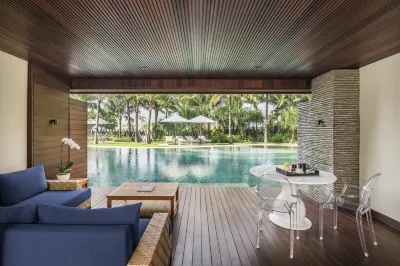 Como Uma Canggu Hotels in Canggu