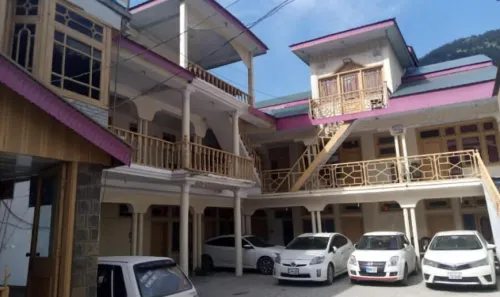 Greenland Hotel Kalam Các khách sạn ở Swat