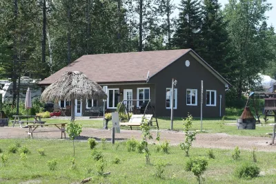 Les Chalets Baie Cascouia