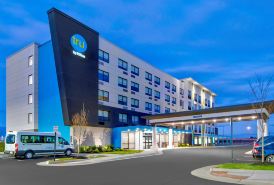 Tru by Hilton Ashburn One Loudoun