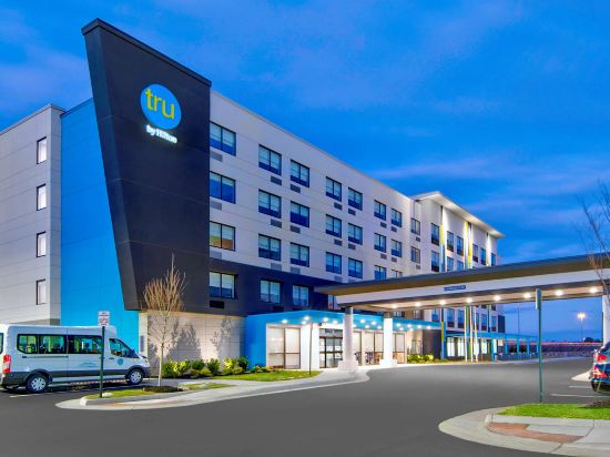 Tru by Hilton Ashburn One Loudoun