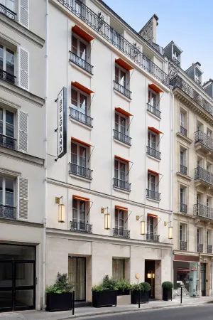 Le Belgrand Hotel Paris Champs Elysees, Tapestry Collection by Hilton