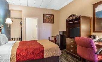 Econo Lodge Cranston - Providence