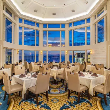 Water's Edge Resort & Spa