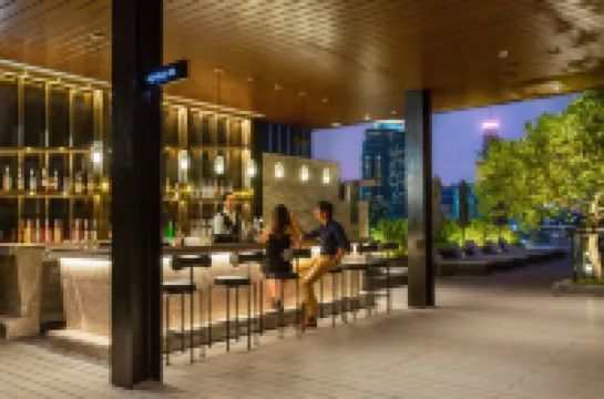 洲至奢選曼谷新浩中央飯店