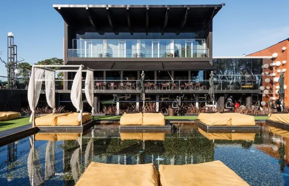 艾維登西亞貝爾偉德酒店