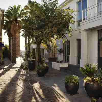 Queen Victoria Hotel by Newmark Hotel Exterior