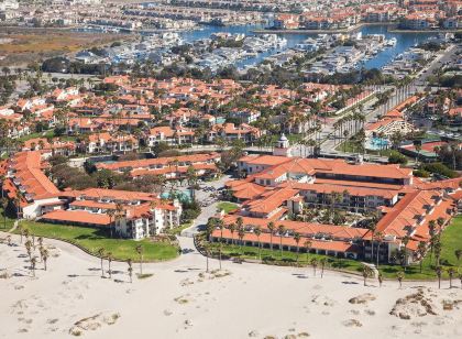 Zachari Dunes on Mandalay Beach, Curio Collection by Hilton