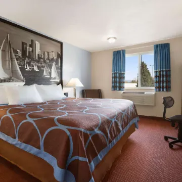 Super 8 by Wyndham Bellingham Airport/Ferndale