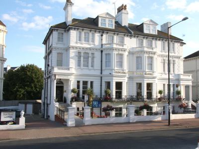 OYO Devonshire Park Hotel