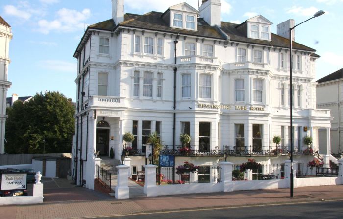 OYO Devonshire Park Hotel