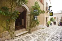 Hotel Moderno - 3-Star