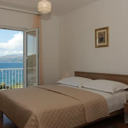 Apartment Vinko Hotels in Postire