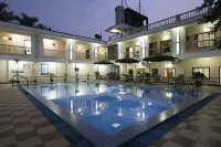 Serenity by the Sea Beach Resort - Beach