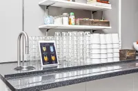Sure hotel by best western stockholm alvsjo - bar