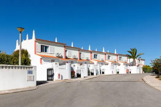 Moradias Villas Joinal Hotels in der Nähe von Praia do Castelo