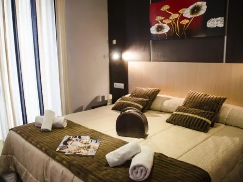 Hotel Plaza Hotels in Seville