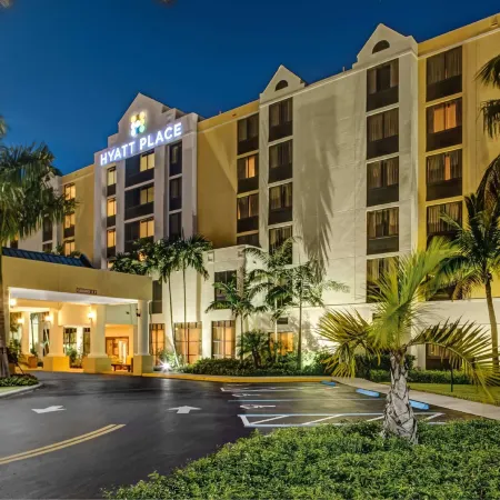 Hyatt Place Fort Lauderdale Cruise Port Conv Отели рядом с достопримечательностью «Museum of Discovery and Science»