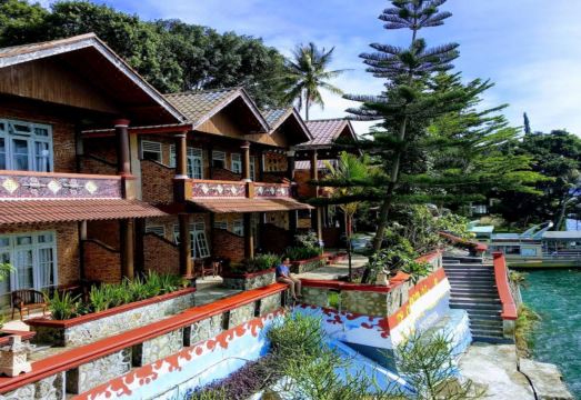 Samosir Villa Resort 수영장