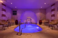 Château de Beaulieu et Magnolia Spa the Originals Relais - SPA
