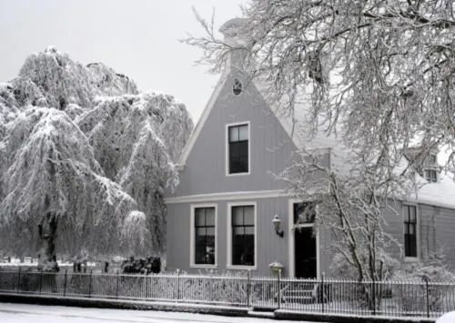 Inn on the Lake