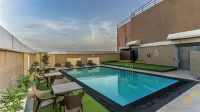 Radisson Udaipur - Rooftop Pools