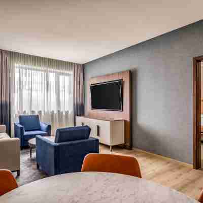 Geneva Marriott Hotel Rooms