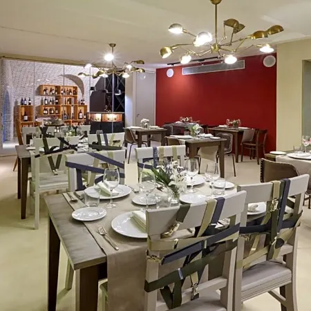 Hotel Galería Essentia