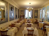 Hôtel Riviera - 2-Star
