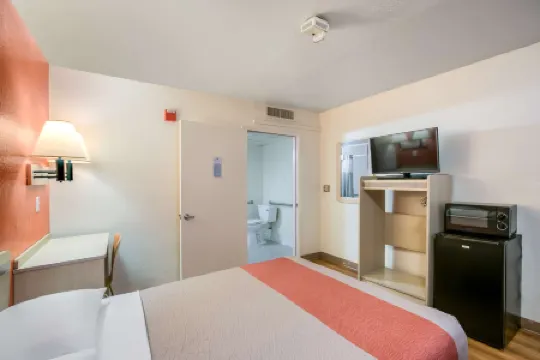 Motel 6 Williams, CA