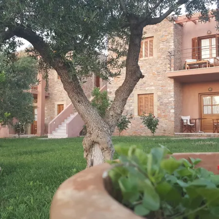 Liotrivi Historical Mansion and Boutique Hotel