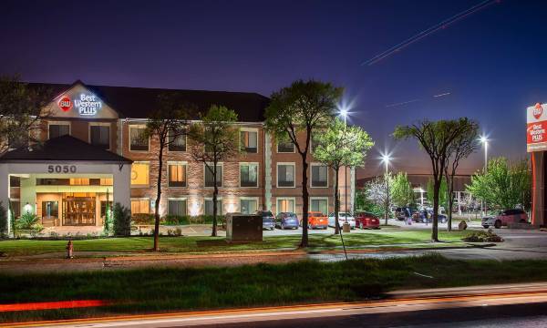 Best Western Plus DFW Airport Suites