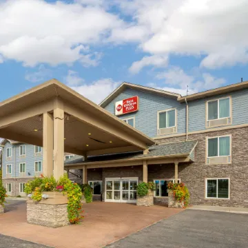 Best Western Plus Chena River Lodge