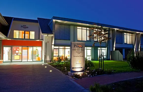 阿爾夫斯廣場靈格酒店