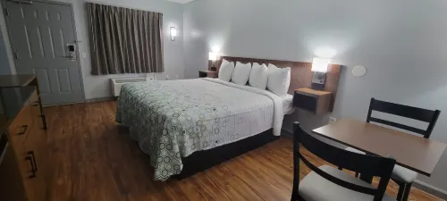 HomeTowne Studios Egg Harbor-Atlantic City Airport Hotels in Egg Harbor Township