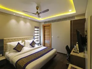 더 아이비 그랜드 호텔, 시티 센터 델리