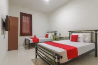 Hotel O Rappocini Near Rsia Paramount