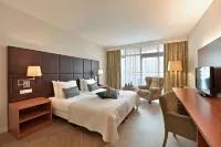 Van der Valk Theaterhotel Almelo فنادق في Enter