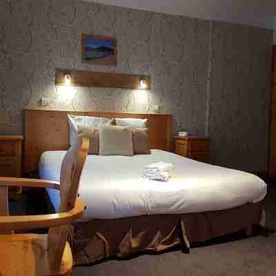 Savoy Hotel & Restaurant Rooms