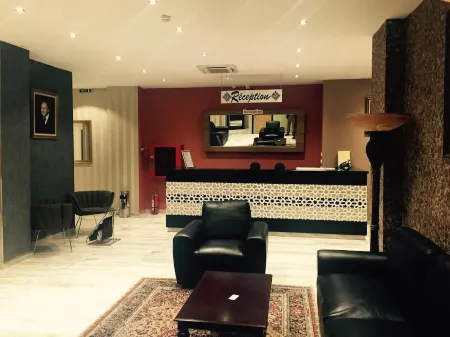 Hotel Plaza Alger Отели рядом с достопримечательностью «La Vigie Alger»