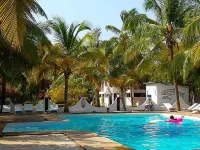 Hotel Village Vacances Awale Plage - parking