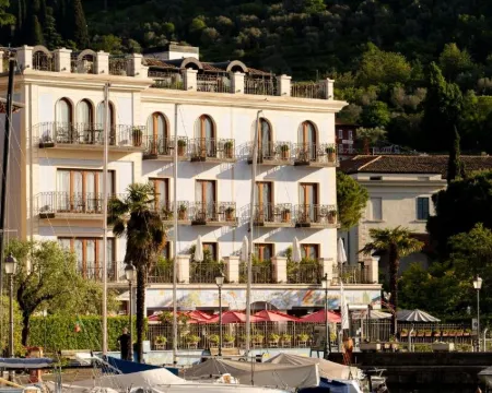 Bellerive Lifestyle Hotel Hotels in Salo