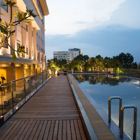 I Hotel Batam