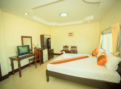 Submukda Phoomplace Hotel