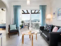 Bella Vista